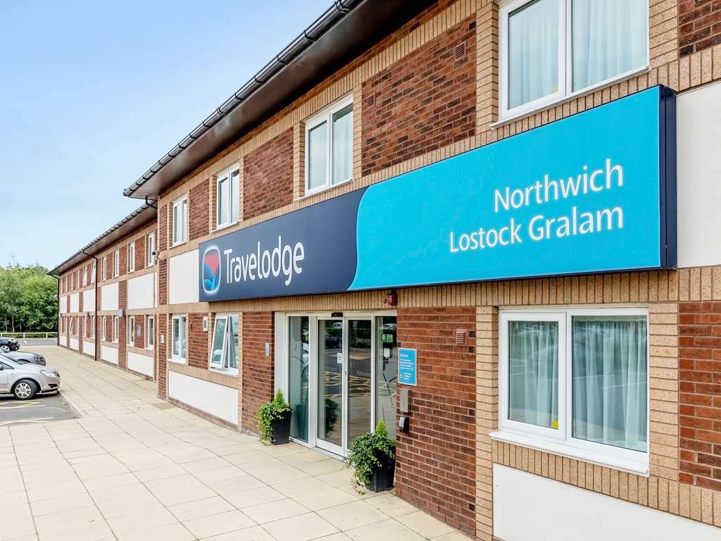 Travelodge Northwich Lostock Gralam Екстериор снимка